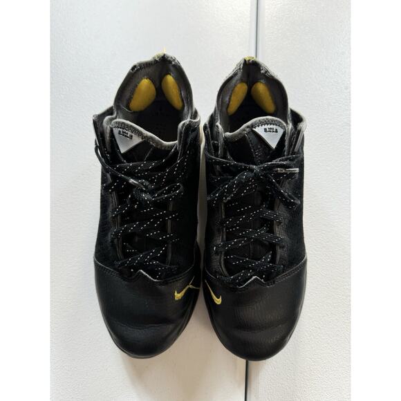 Nike LeBron 19 Low Witness Black University Gold DH1270-002 Mens Size 8 - Picture 2 of 8